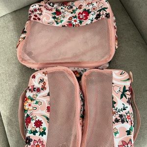 Vera Bradley Packing Cubes in Prairie Paisley